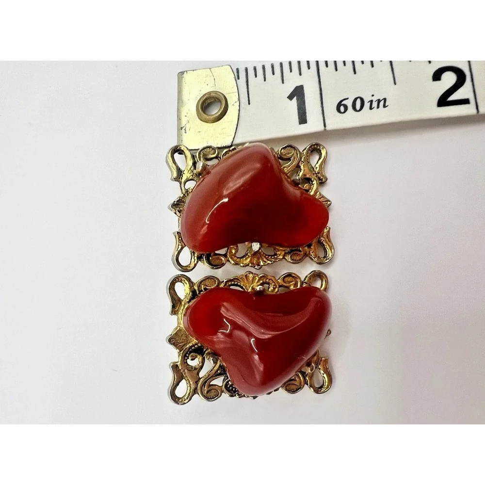 Vintage Red Cabochon Clip On Earrings‎ Gold Tone Filigree Retro Statement Glam